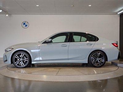 2025 BMW 3 SERIES — фото 7