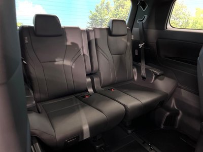 2025 TOYOTA ALPHARD photo 9