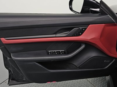 2025 Porsche TAYCAN — миниатюра 14