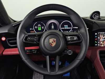 2025 Porsche TAYCAN — миниатюра 18