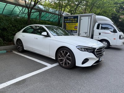 MERCEDES-BENZ E-CLASS - 6
