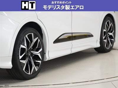 TOYOTA CROWN CROSSOVER - 3