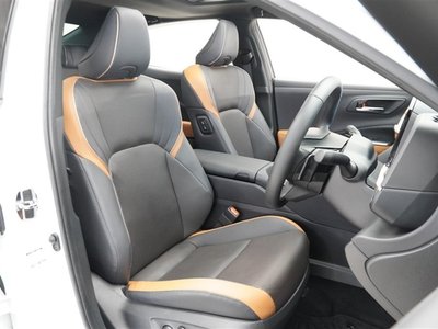 TOYOTA CROWN CROSSOVER - 9