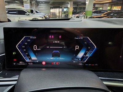 2023 BMW X6 缩略图 12