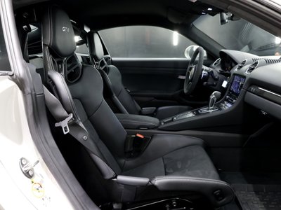 صورة مصغرة 30 لـ 2021 Porsche 718