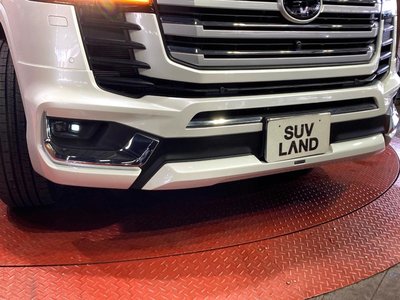 TOYOTA LAND CRUISER 300 - 4