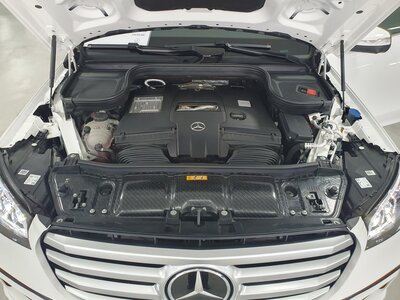 MERCEDES-BENZ GLS - 7