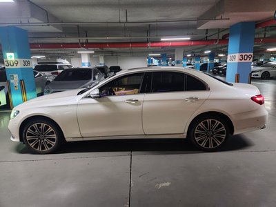 MERCEDES-BENZ E-CLASS - 3