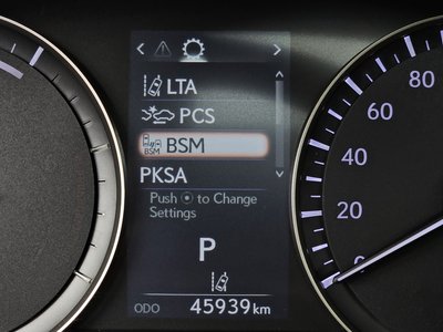 2020 Lexus RX — миниатюра 22