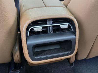 2025 Mercedes-BENZ E-CLASS 缩略图 18