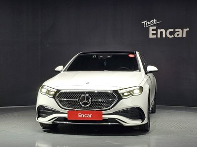 2025 Mercedes-BENZ E-CLASS — фото 2