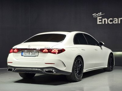 2025 Mercedes-BENZ E-CLASS — фото 4