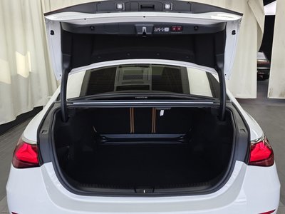 2025 Mercedes-BENZ E-CLASS 缩略图 20
