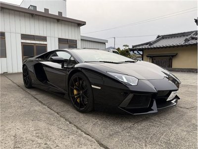 LAMBORGHINI AVENTADOR - 10