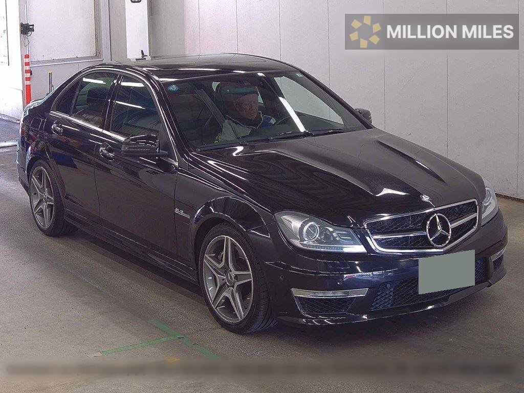 MERCEDES-BENZ C-CLASS - View 1