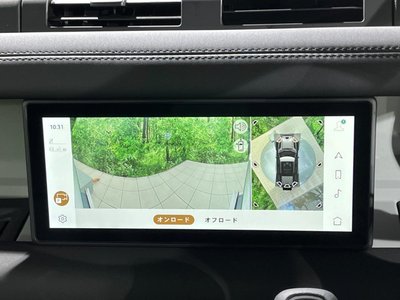 LAND ROVER DEFENDER - 9