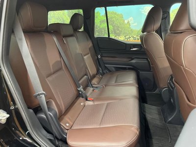 TOYOTA LAND CRUISER 250 - 9