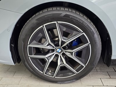 صورة 6 لـ 2025 BMW 5 SERIES
