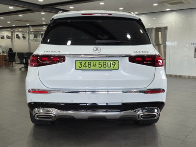 2025 Mercedes-BENZ GLS — фото 7