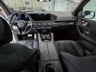 2025 Mercedes-BENZ GLS — миниатюра 14