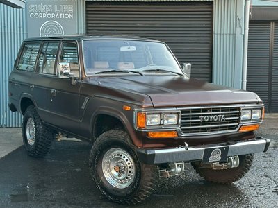 TOYOTA LAND CRUISER - 3