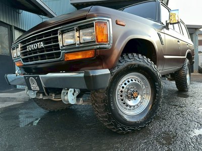 TOYOTA LAND CRUISER - 7