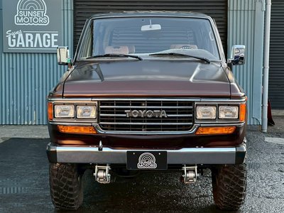 TOYOTA LAND CRUISER - 2