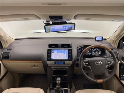 TOYOTA LAND CRUISER PRADO - 2