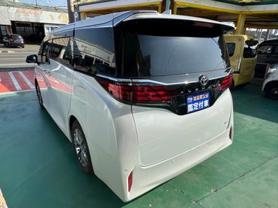 TOYOTA ALPHARD - 4