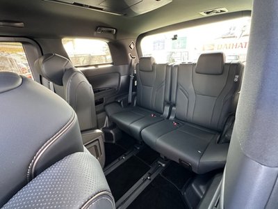 TOYOTA ALPHARD - 7