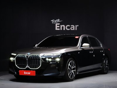 BMW 7 SERIES - 1