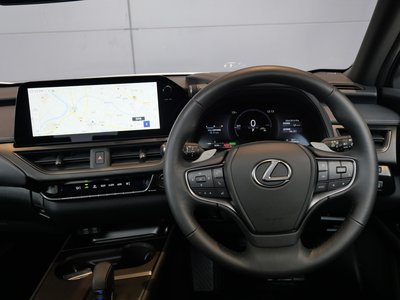 LEXUS UX - 6