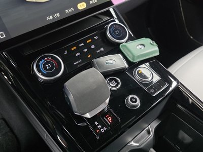 2023 LAND Rover RANGE ROVER SPORT thumbnail 12