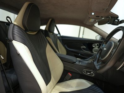 ASTON MARTIN DB11 - 7