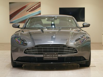 ASTON MARTIN DB11 - 3