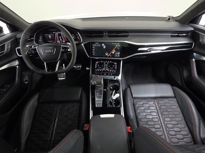 صورة 5 لـ 2021 AUDI RS6