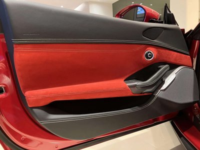 FERRARI PORTOFINO - 10