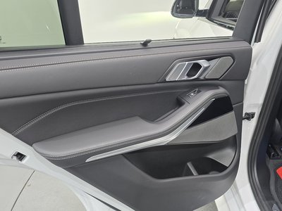 2024 BMW X5 缩略图 15