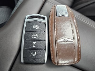 2019 Genesis G90 缩略图 28