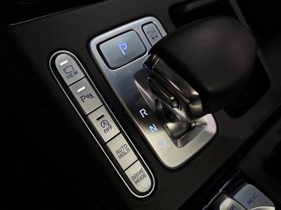 2019 Genesis G90 缩略图 12