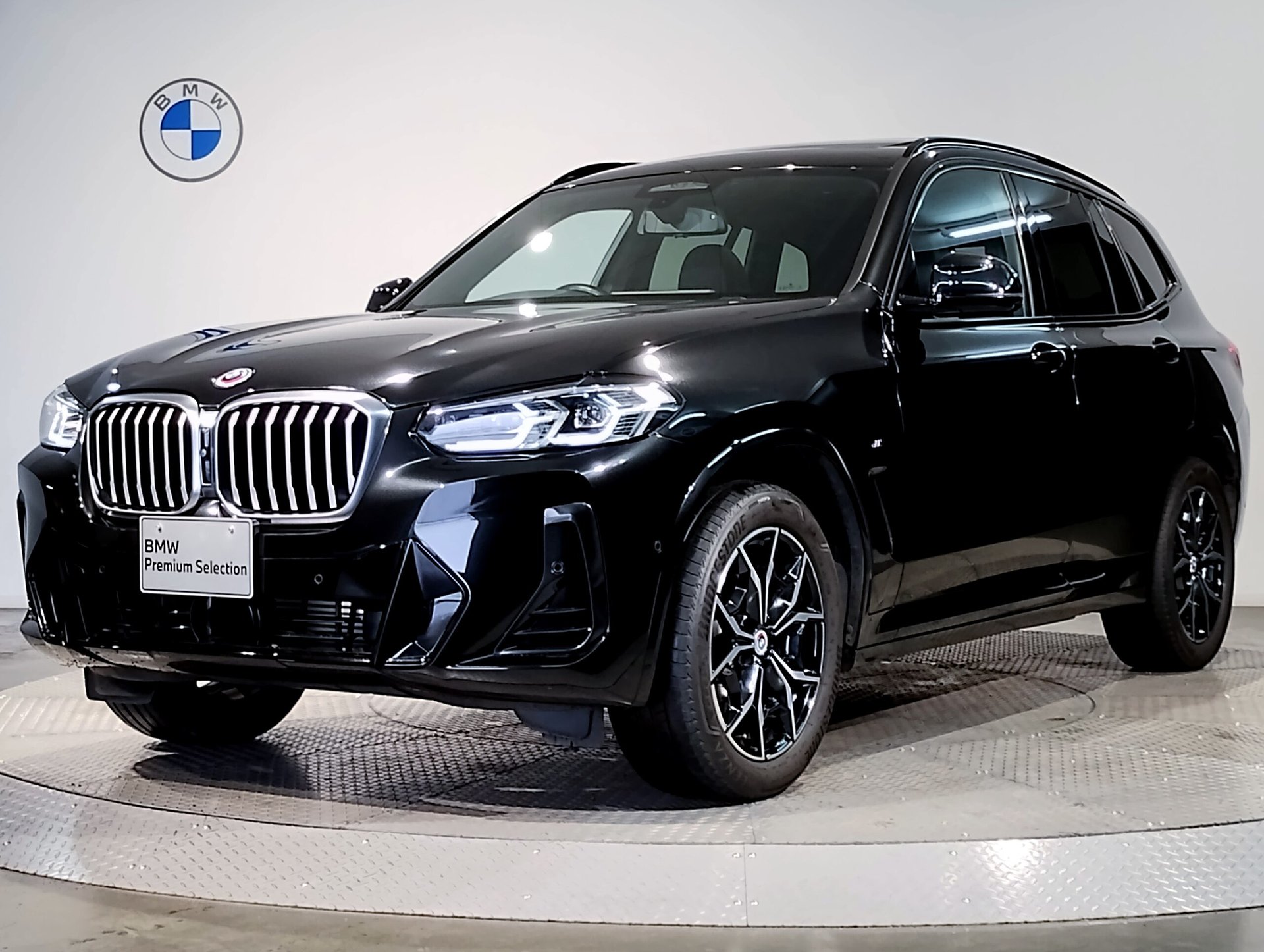 BMW X3 - View 1