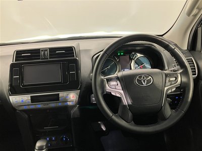 TOYOTA LAND CRUISER PRADO - 5