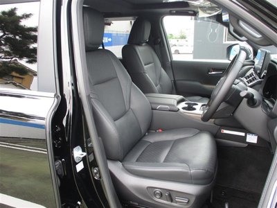 TOYOTA LAND CRUISER 300 - 9