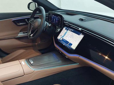 MERCEDES-BENZ E-CLASS - 9