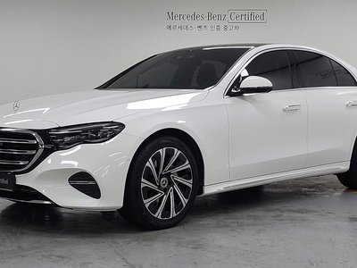 MERCEDES-BENZ E-CLASS - 1