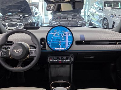 صورة 5 لـ 2025 MINI COOPER S