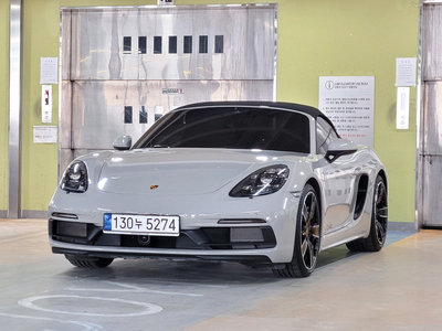 PORSCHE 718 - 1