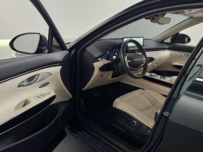 2022 Genesis GV70 photo 10