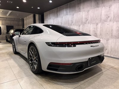 PORSCHE 911 - 9