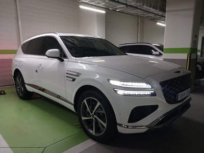 GENESIS GV80 - 4